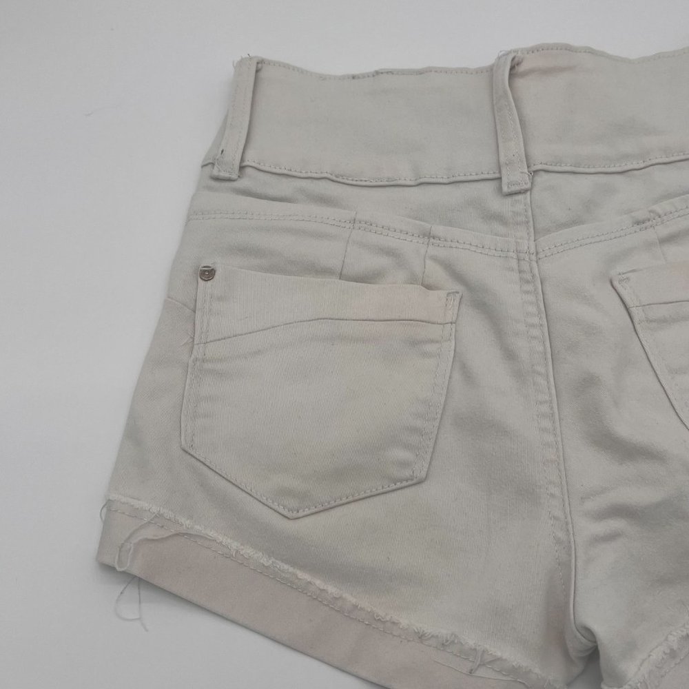 🥀 Women's / Junior White High Rise Shorts Size 7/28 - Picture 4 of 10